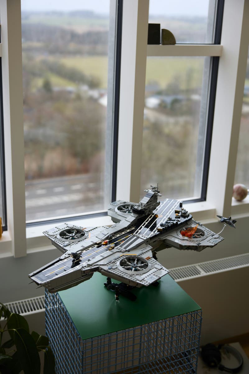 LEGO® | Marvel S.H.I.E.L.D. Helicarrier Byggset 76354