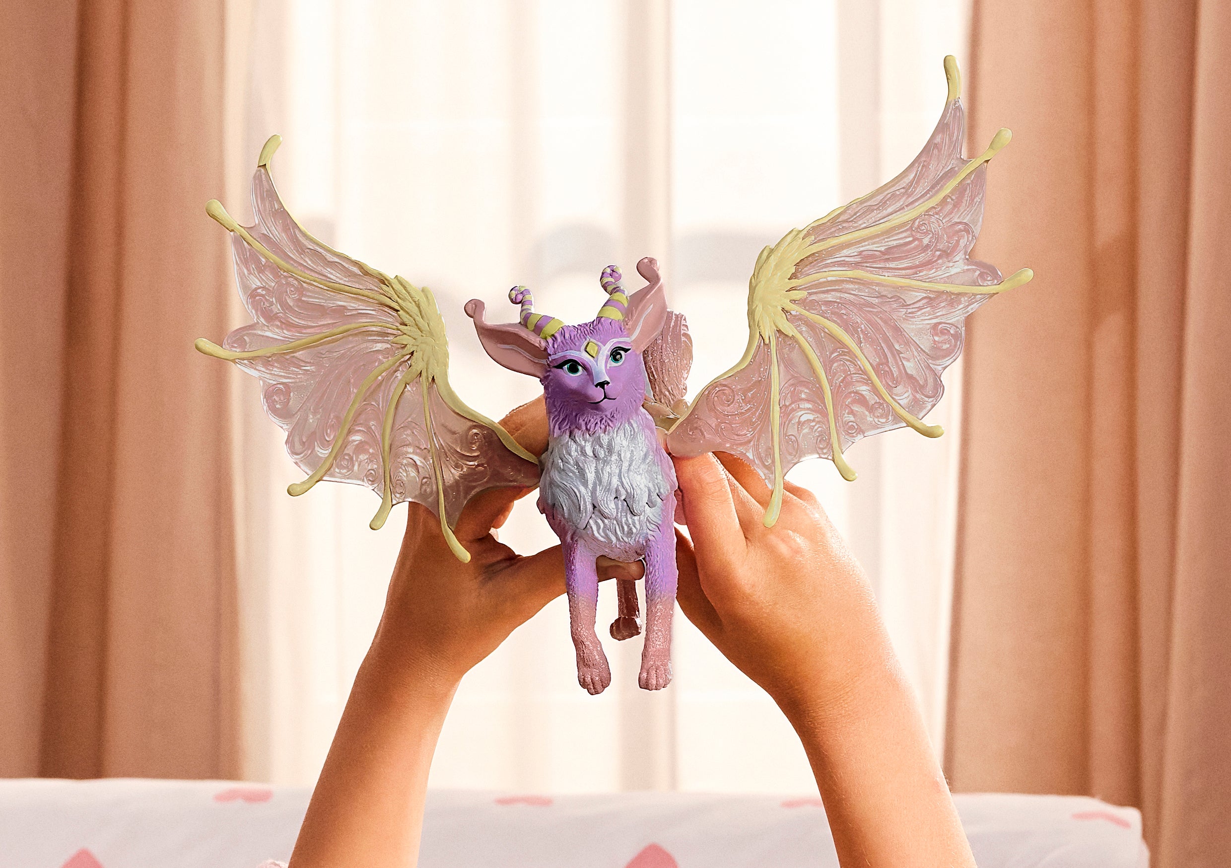 Schleich BAYALA Winged Cat Dragon 70846