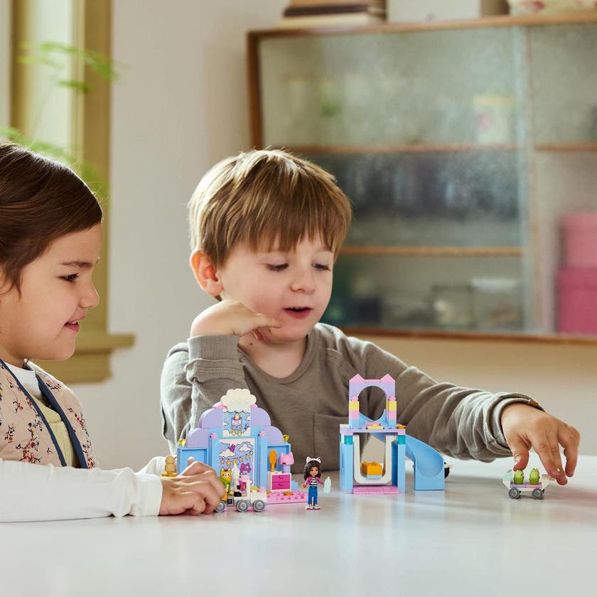 LEGO Gabby’s Dollhouse 10796, Gabbys kattskötöra