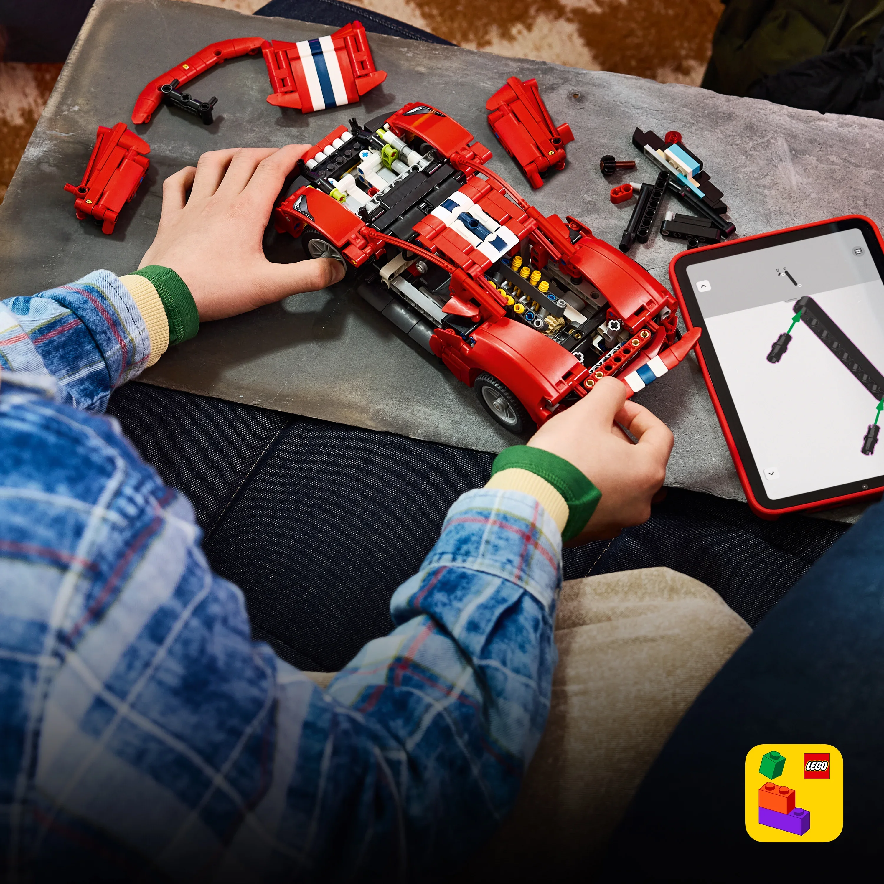 LEGO® Technic Ferrari 488 Pista bil 42235
