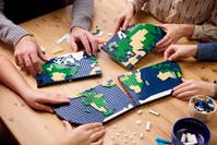 Reseminnen LEGO® Reseminnen Bygg- och lekset med världskarta 41838