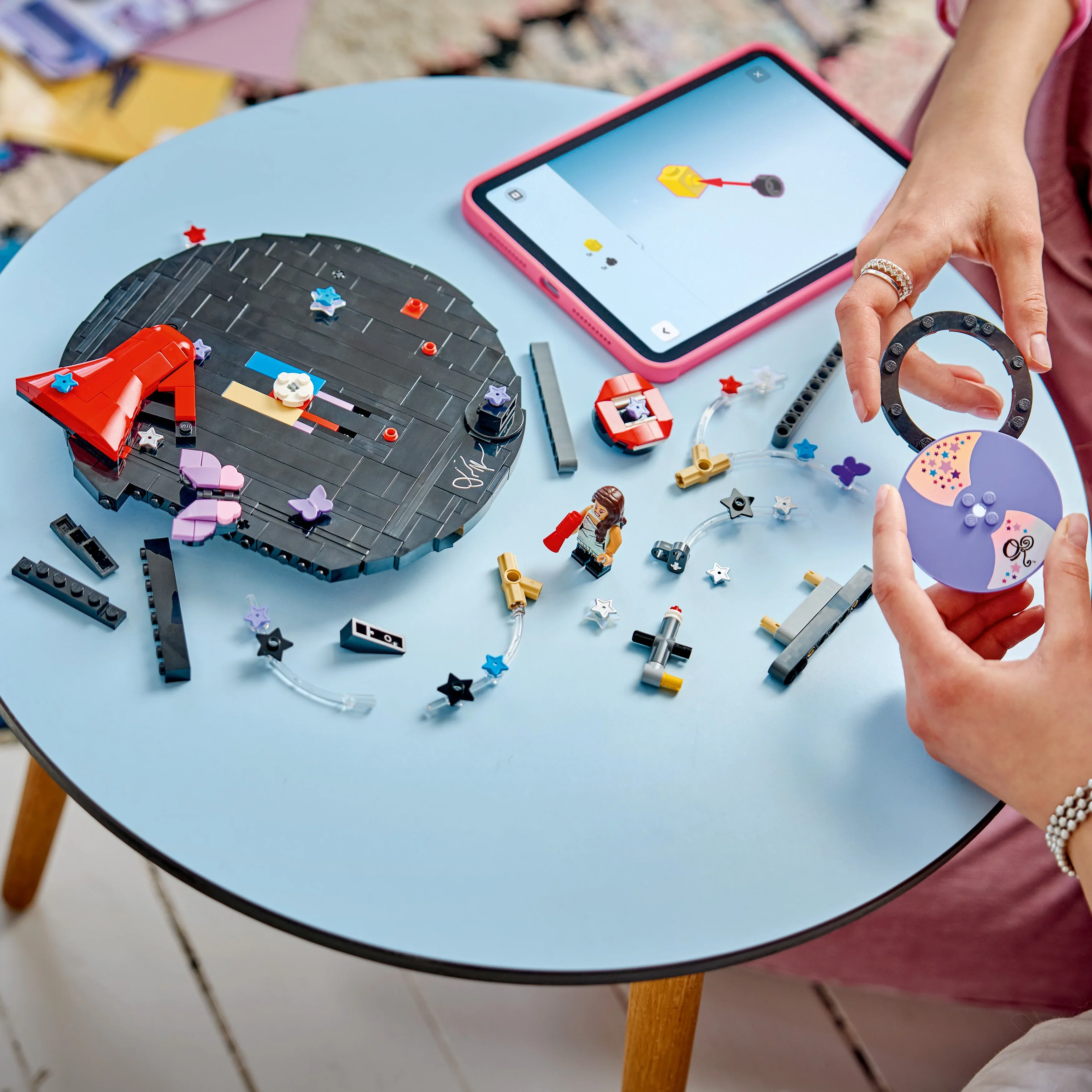 LEGO® Editions Olivia Rodrigos vinylskiva 43028