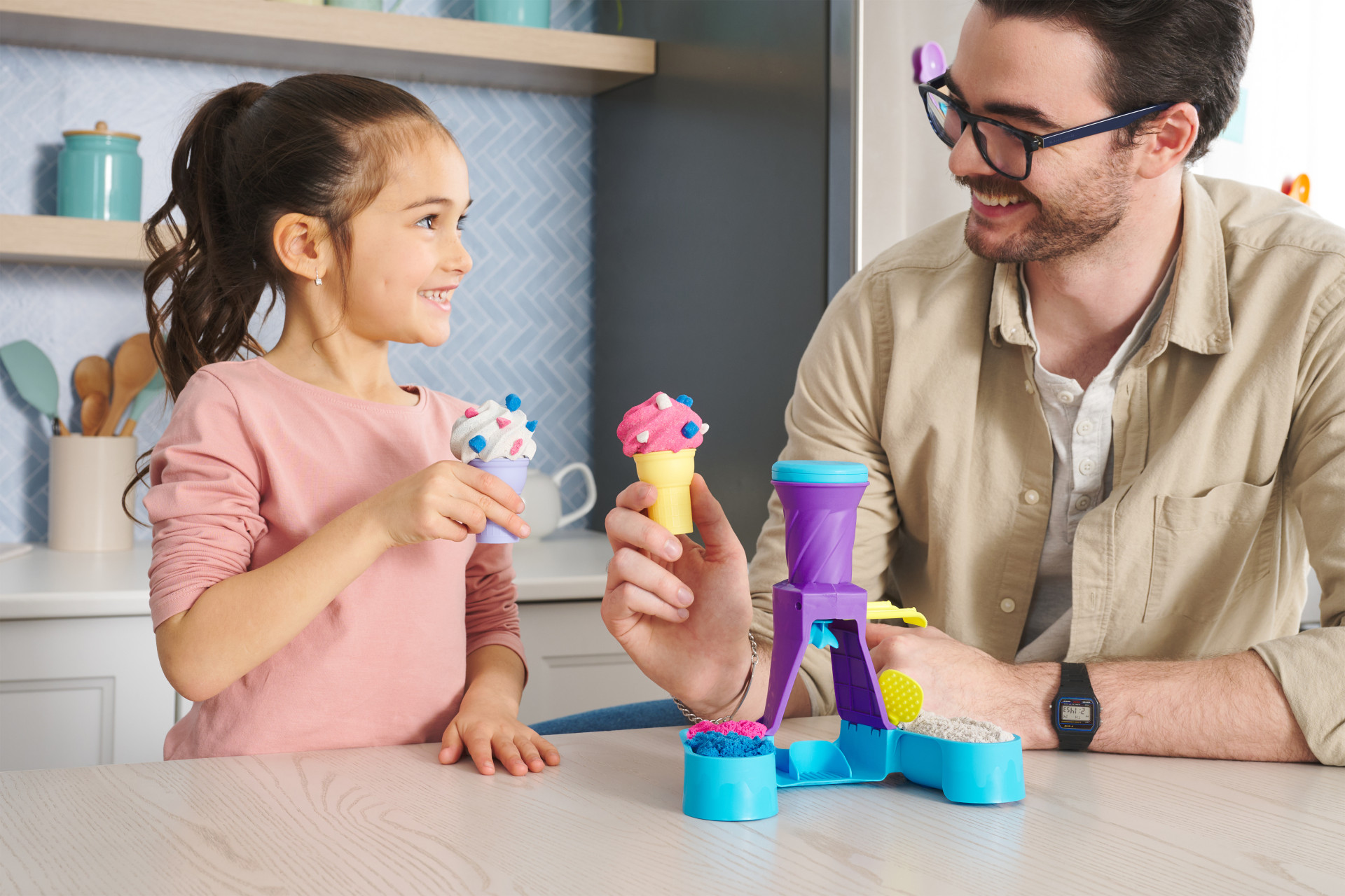 Kinetic Sand Soft Serve Station