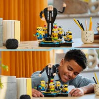 LEGO Despicable Me 75582, Klossbyggd Gru med minioner
