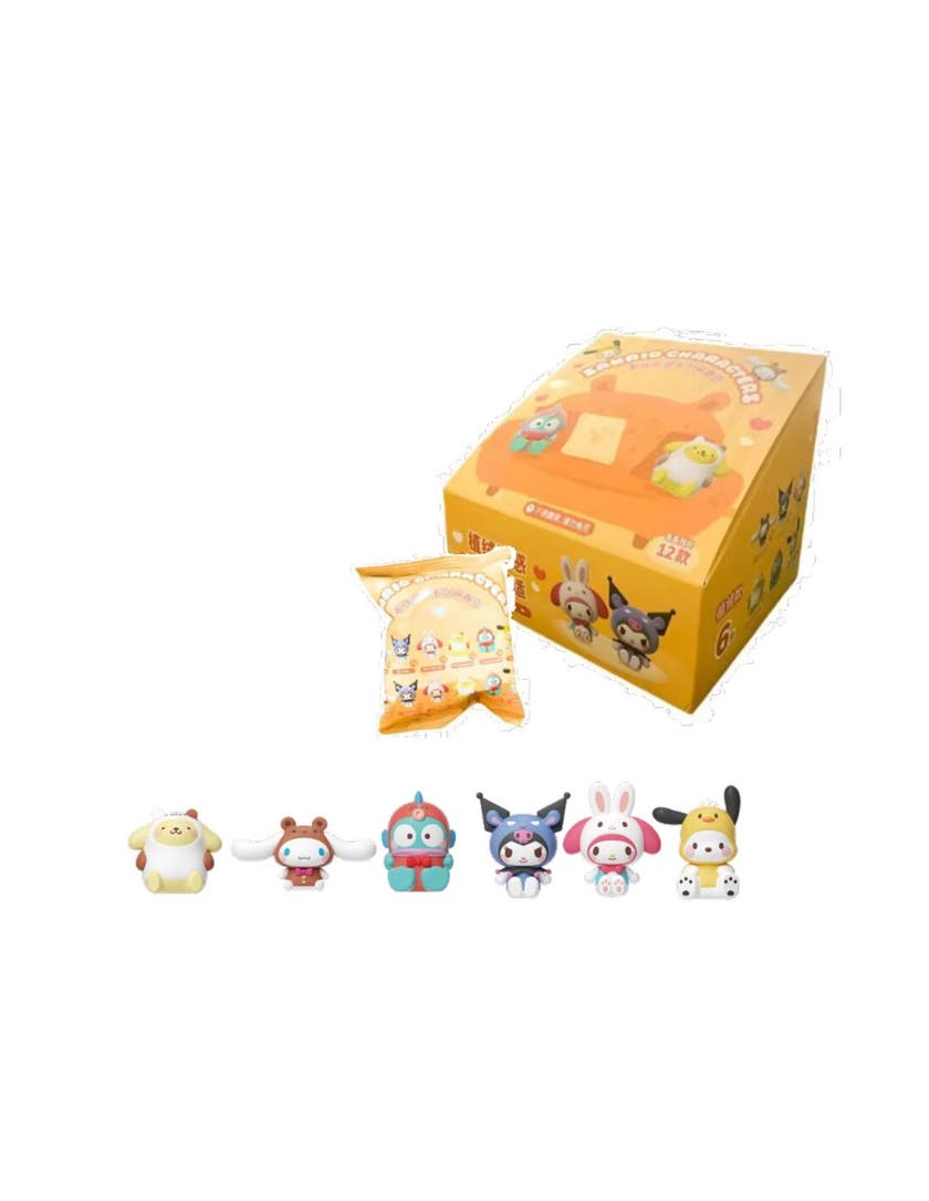 Hello Kitty Mini Figurin Cross Dressing Series 4 cm