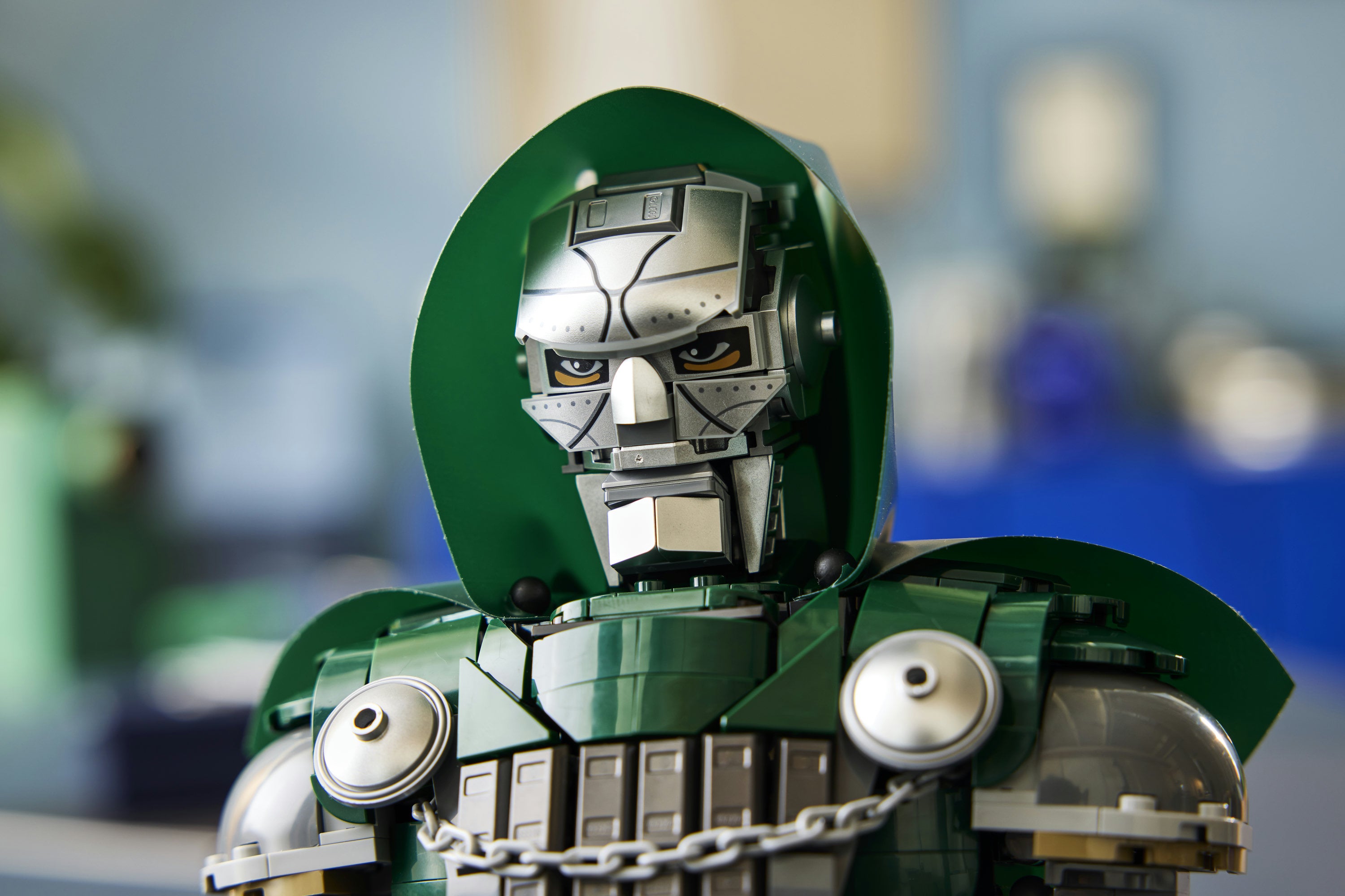 LEGO® Marvel Doctor Doom-byste 76345