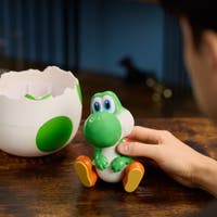 Nintendo Super Mario Hatchin Interactive Yoshi