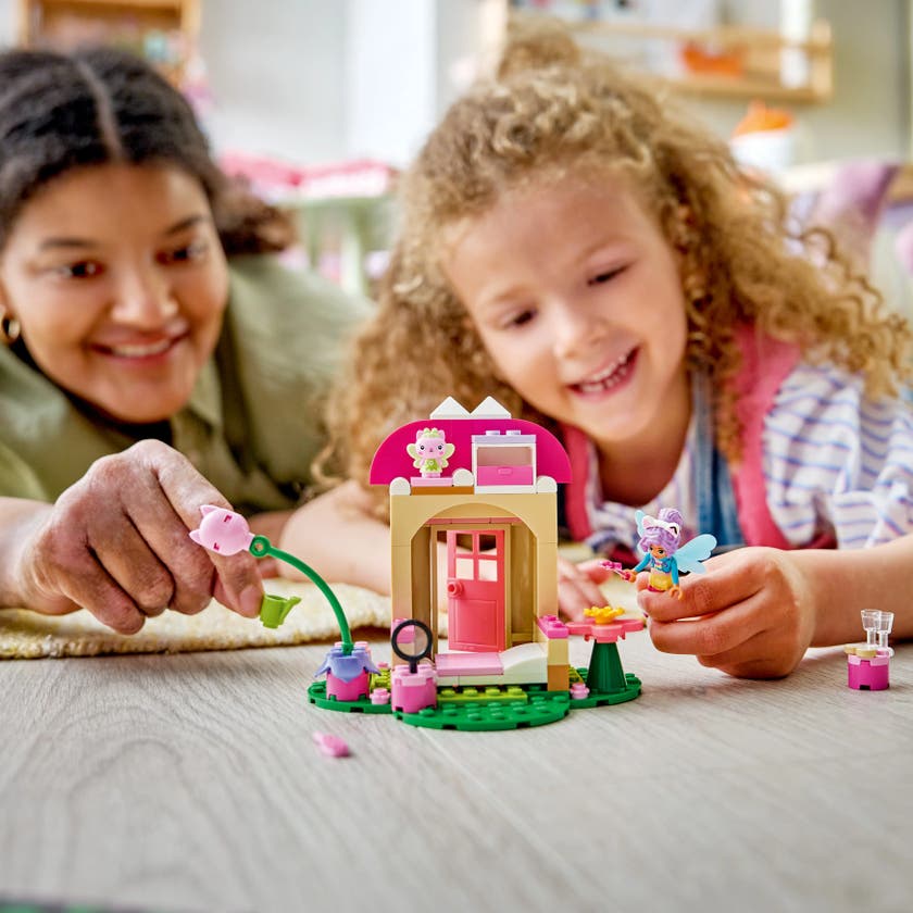 LEGO® Kattälvans trädgårdshus 11212