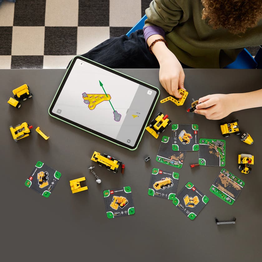 LEGO® Technic Mäktiga maskiner 42233