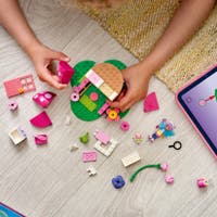 LEGO® Kattälvans trädgårdshus 11212