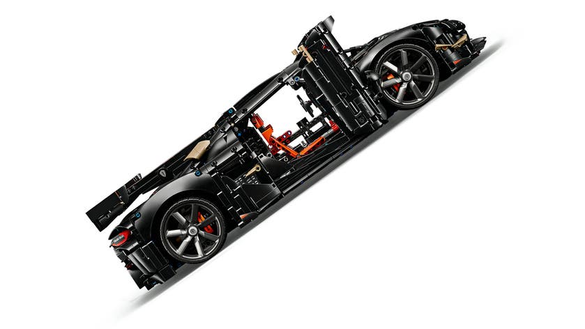 LEGO® Technic Koenigsegg Sadair's Spear Megacar 42232