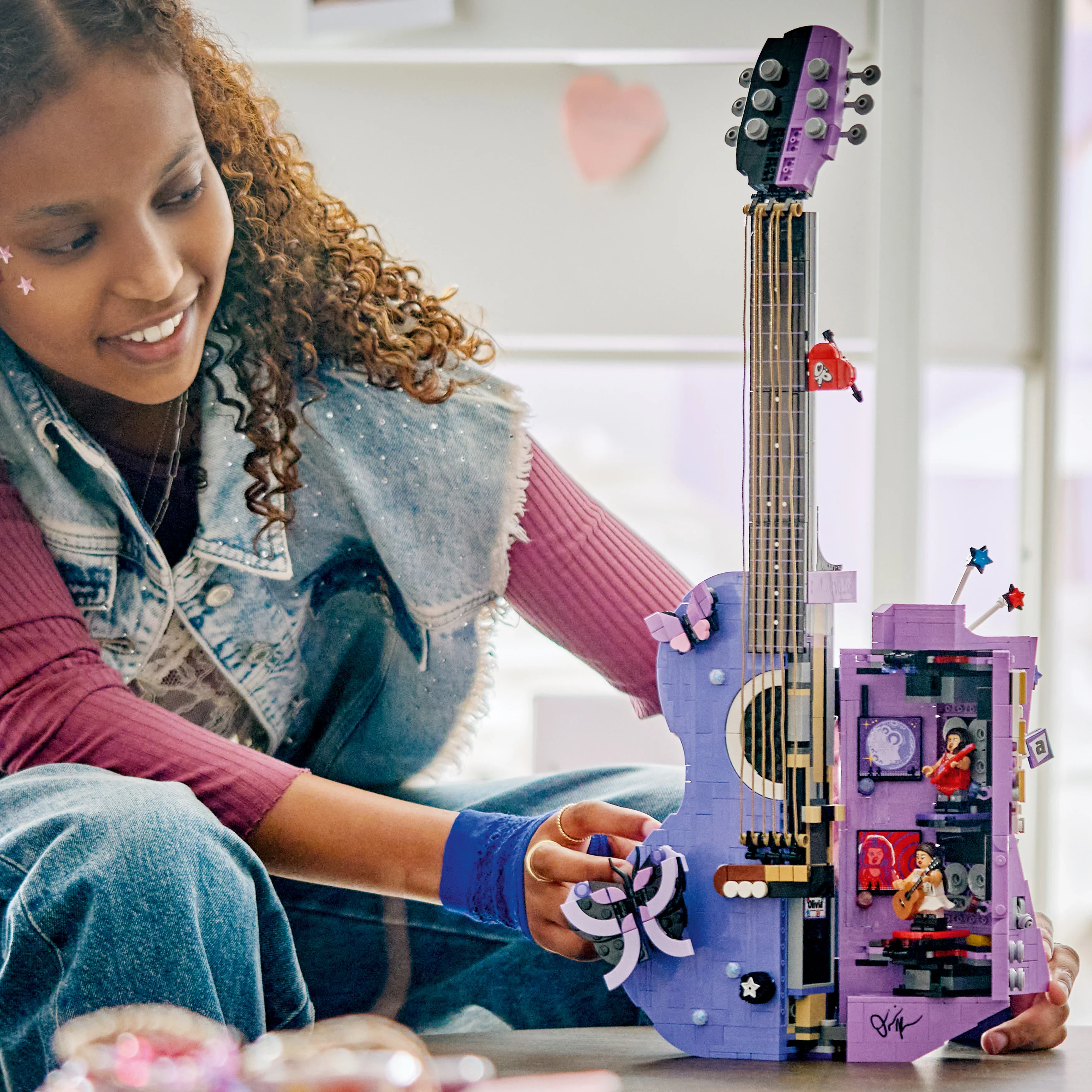 LEGO® Editions Olivia Rodrigos Gitarr 43031