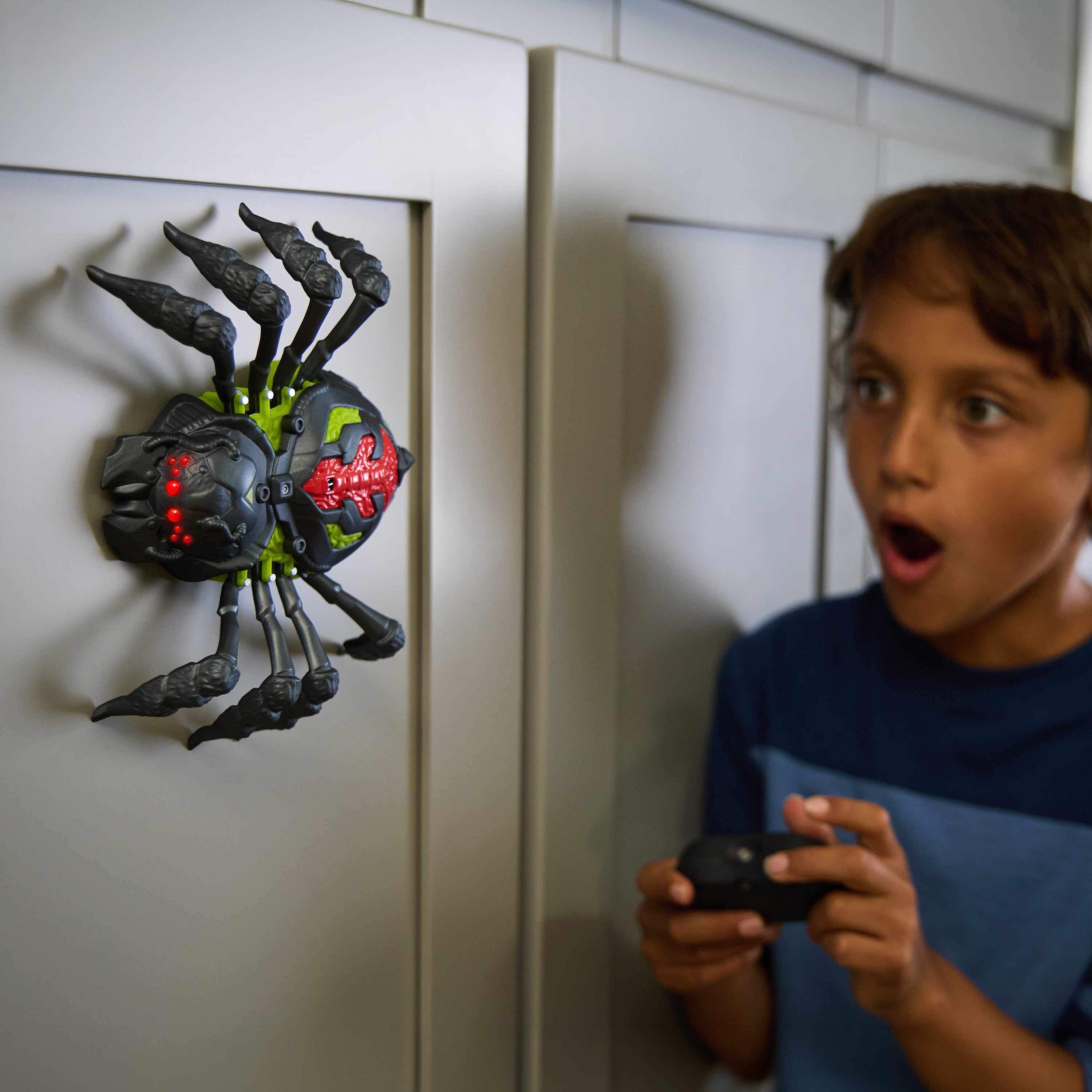 HEX BOTS Wall Crawler Spider