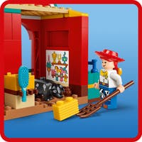 LEGO® | Disney and Pixar Toy Story 5 Blazes hästranch 43304