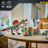 LEGO® Dinosaurieflykt med spinosaurus 77982