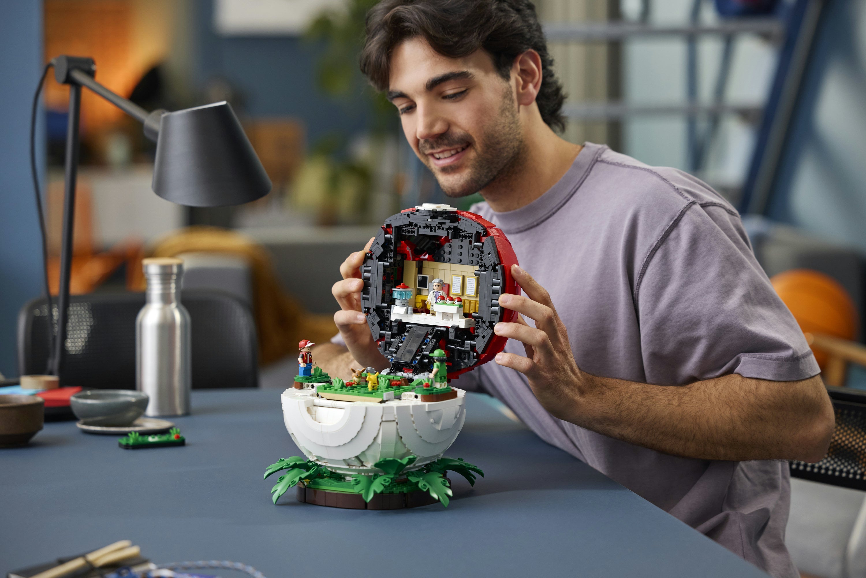 LEGO® Pokémon Ikoniska Tränarmomenten Poké Ball 72154