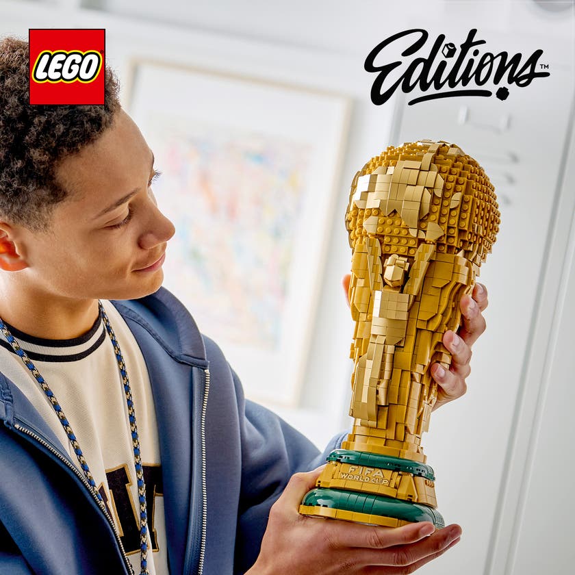 LEGO® Editions Officiell pokal från fotbolls-VM 43020