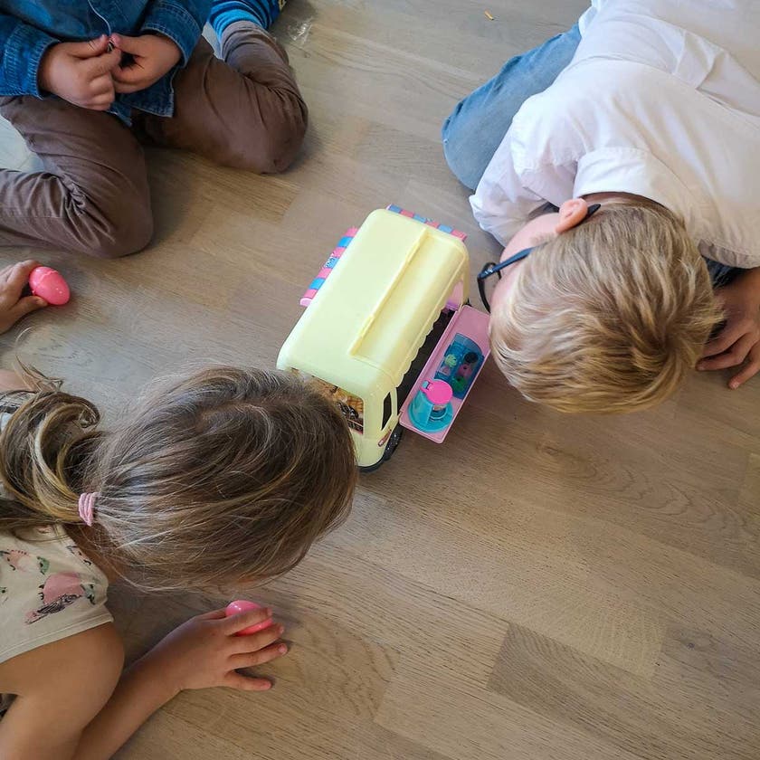 Forest Dreamland, Kanin med Glassbil