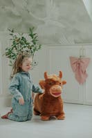 KREA Hop And Bounce Plush Cow – Hoppande plyschko