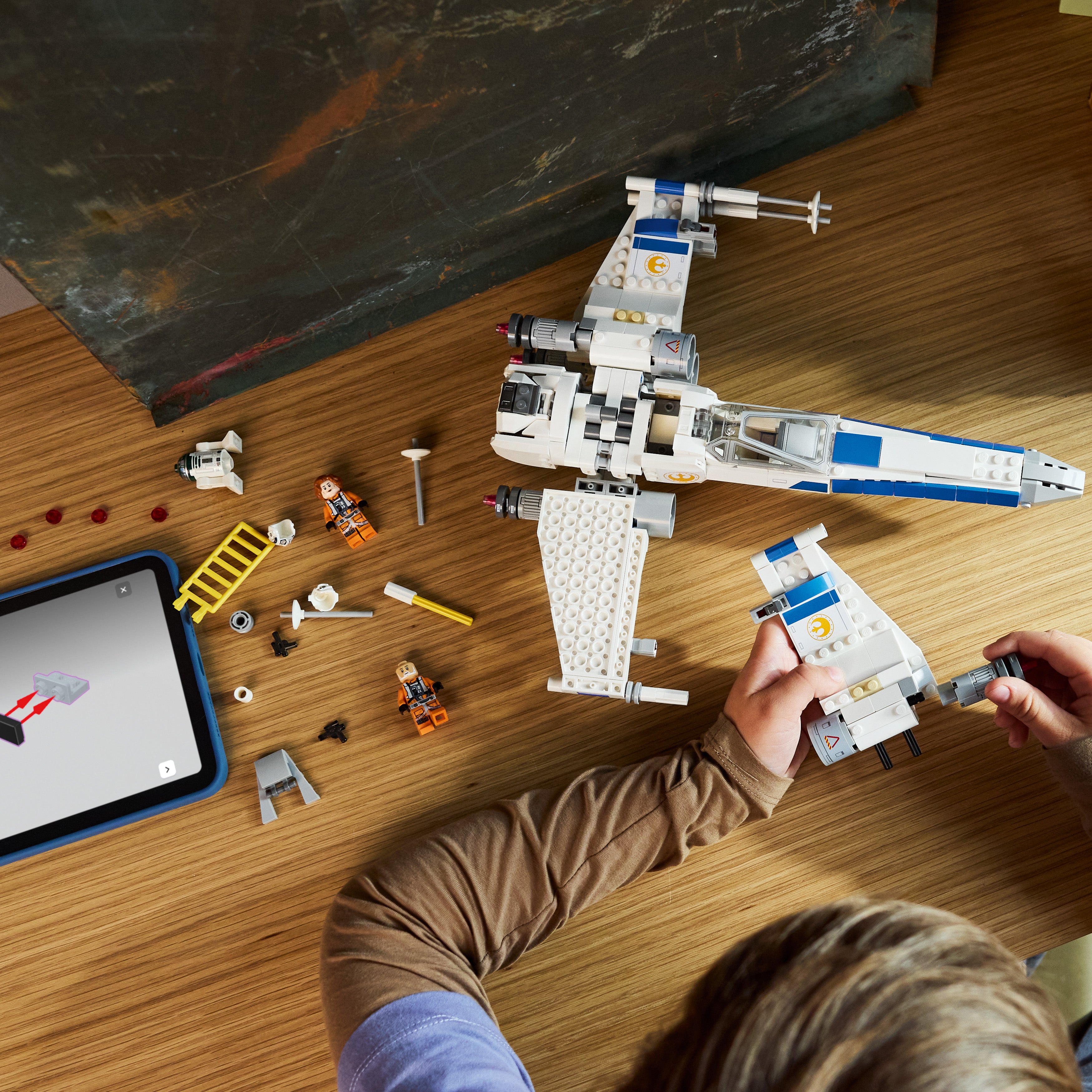 LEGO® Star Wars™ New Republic X-Wing Starfighter™ Set 75460