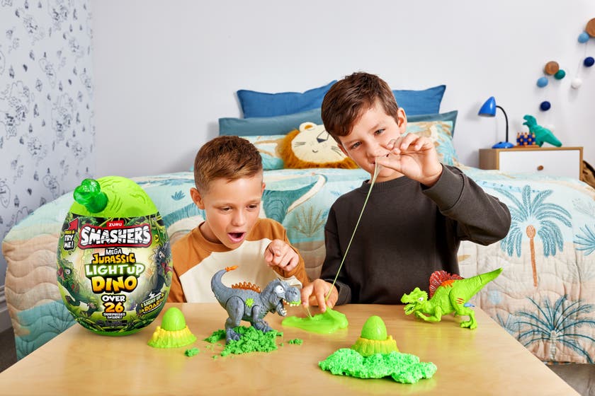 Smashers, Mega Jurassic Light, Up
