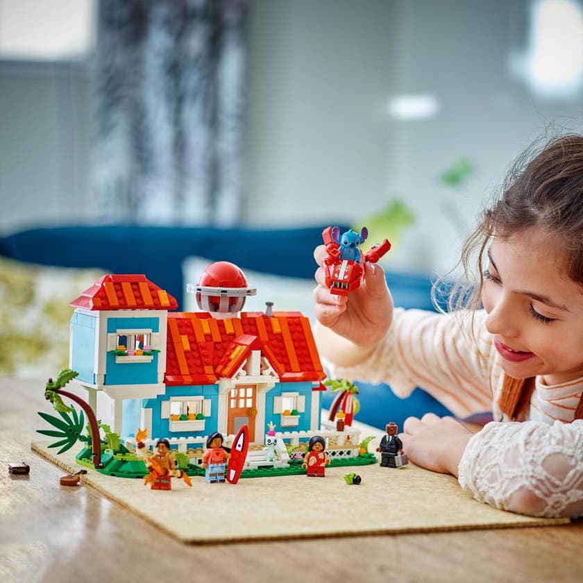 LEGO Disney Classic Disney™ 43268, Lilo and Stitch Beach House