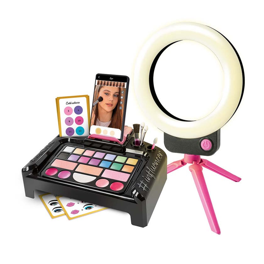 Crazy Chic, Make-Up Studio