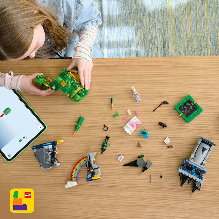 LEGO Wicked 75689, Emerald City & Kiamo Ko Castle