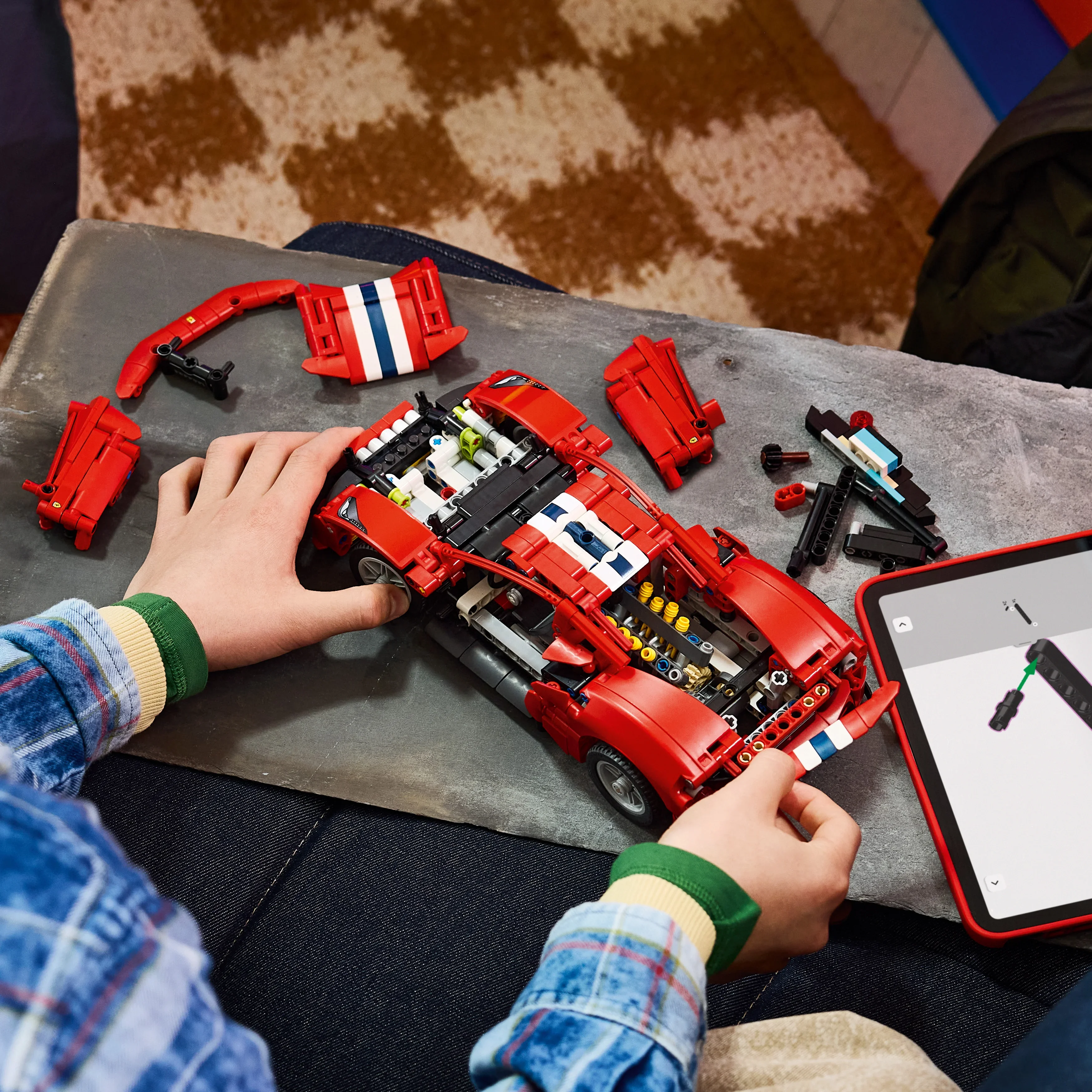 LEGO® Technic Ferrari 488 Pista bil 42235