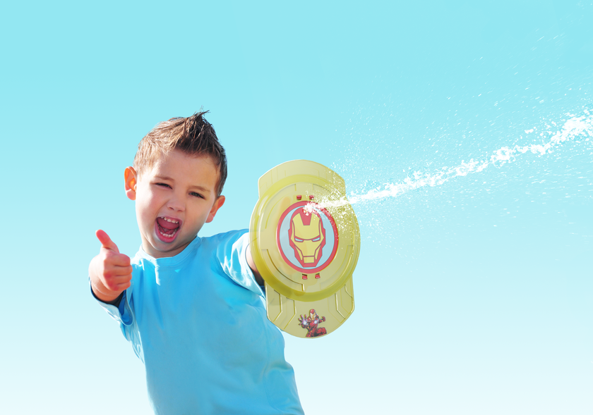 Marvel Water Blaster Shield, Iron Man