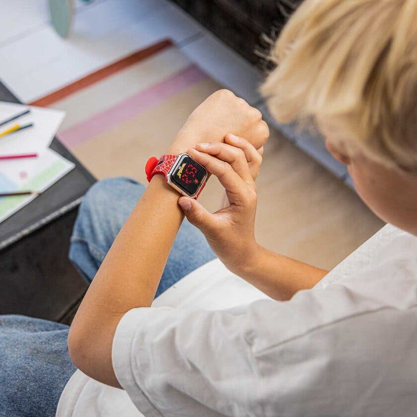 LED Klocka, Spiderman