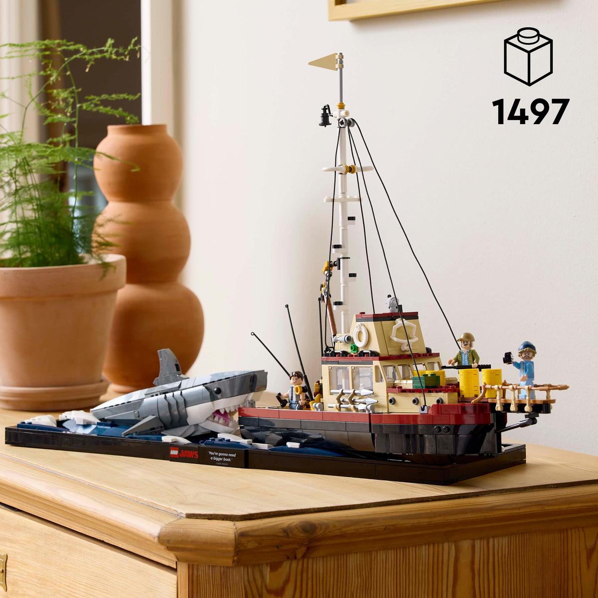 LEGO 21350, Hajen