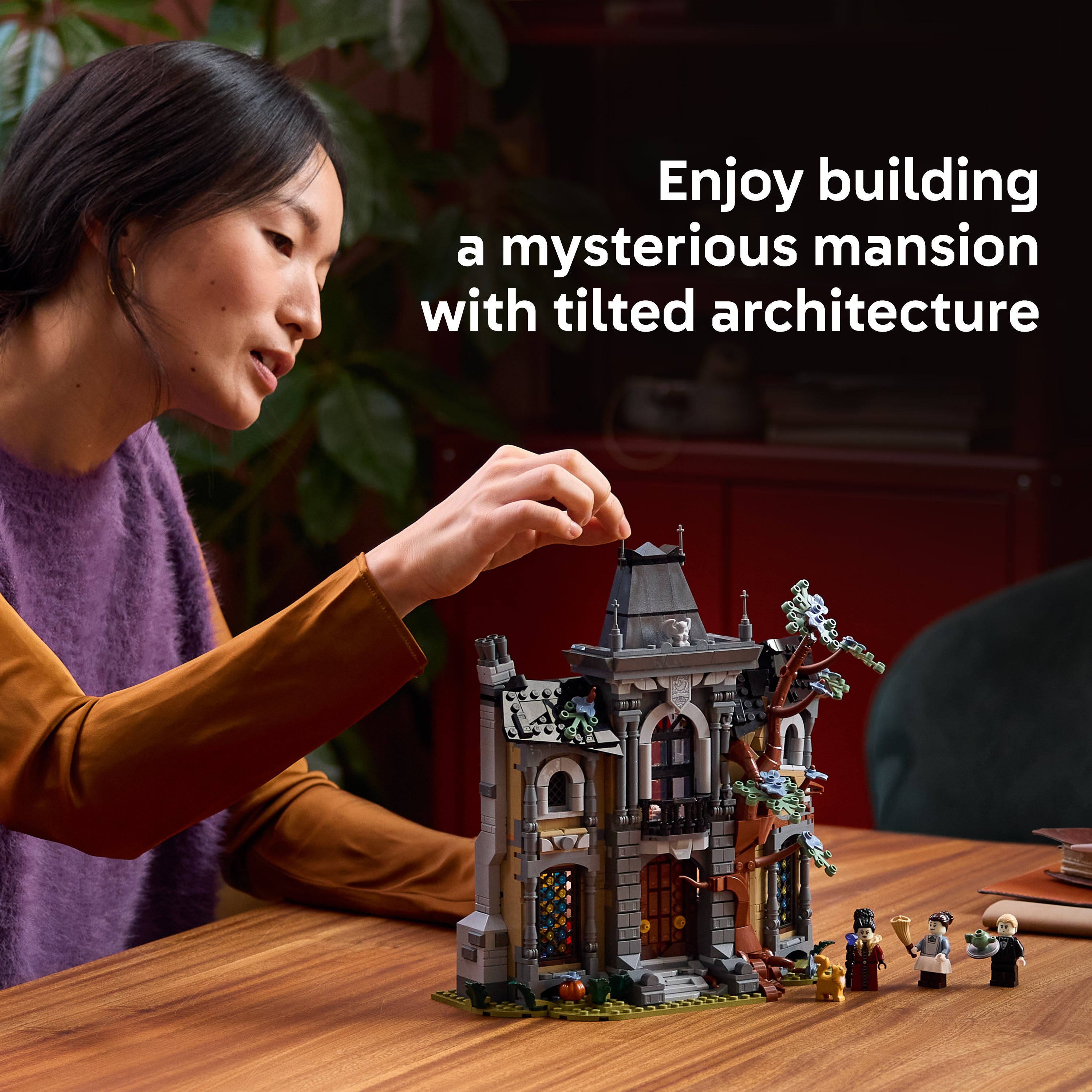 LEGO® Icons Mayor Manor 11383