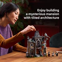 LEGO® Icons Mayor Manor 11383