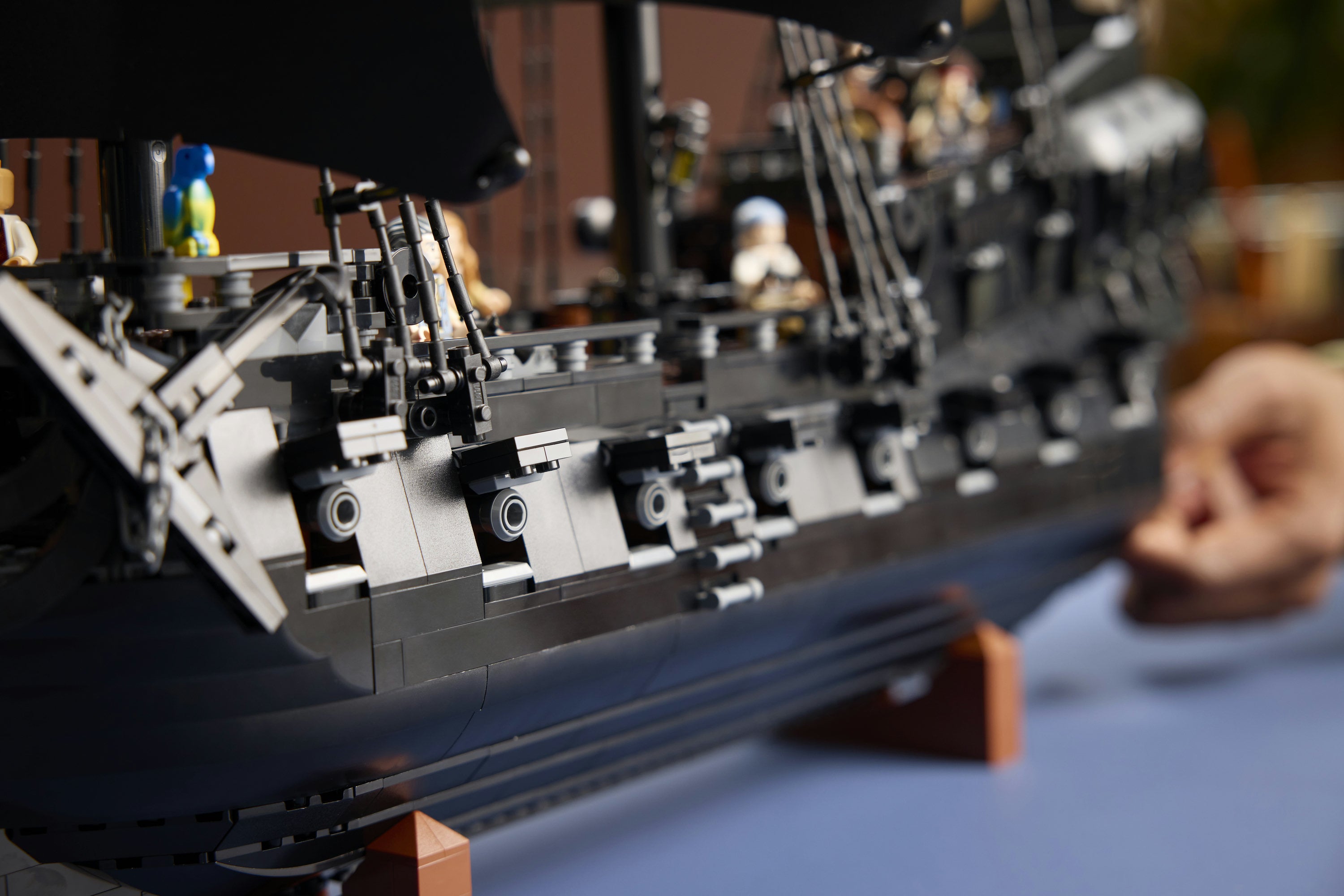 LEGO® Icons Kapten Jack Sparrows piratskepp, Byggset för vuxna 10365