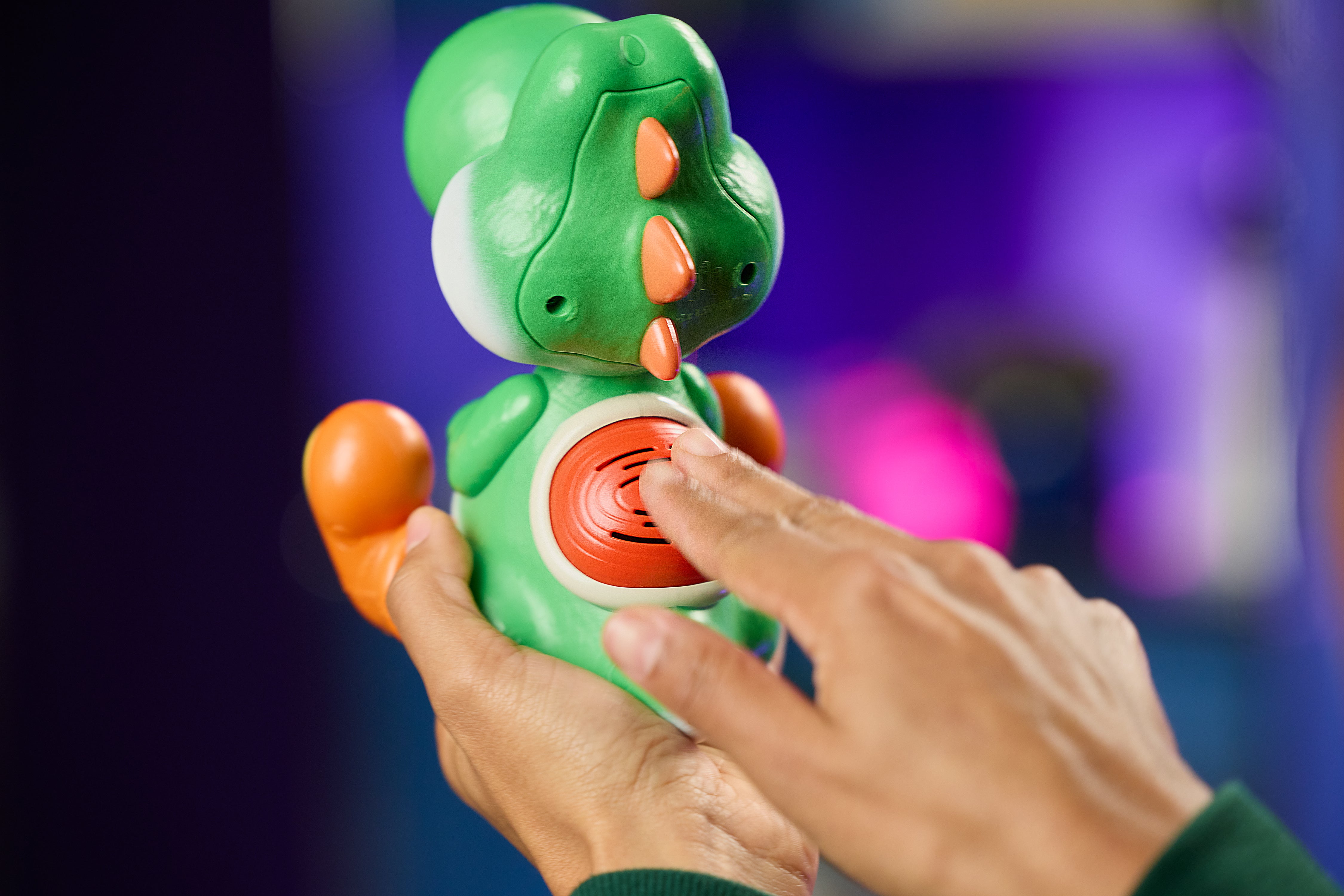 Nintendo Super Mario Hatchin Interactive Yoshi