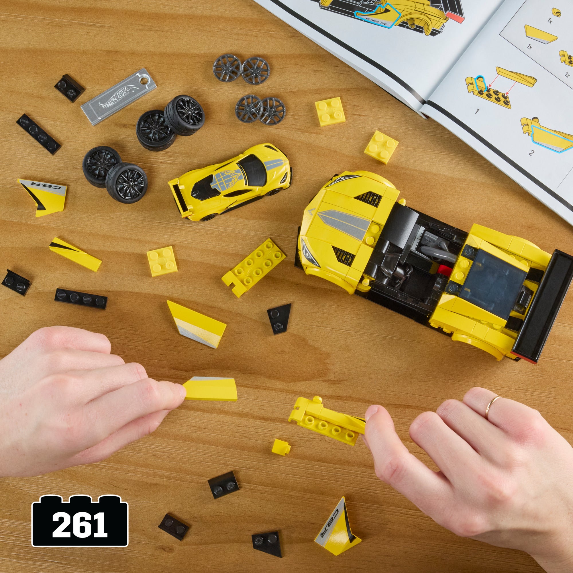 Hot Wheels Corvette C8.R byggsats