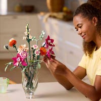 LEGO® Botanicals Vacker rosa blombukett 10342