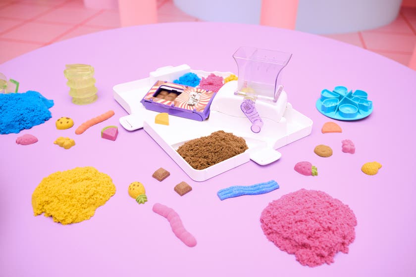 Kinetic Sand Sweet Station