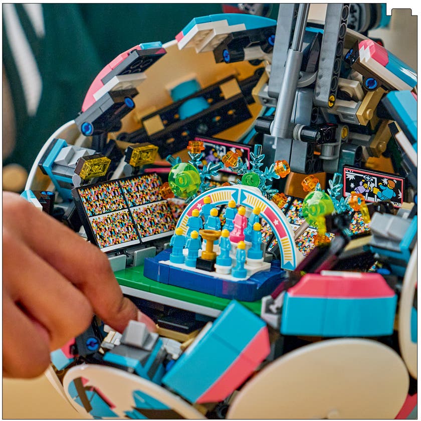 LEGO® Editions Fotboll Sportpresent 43019