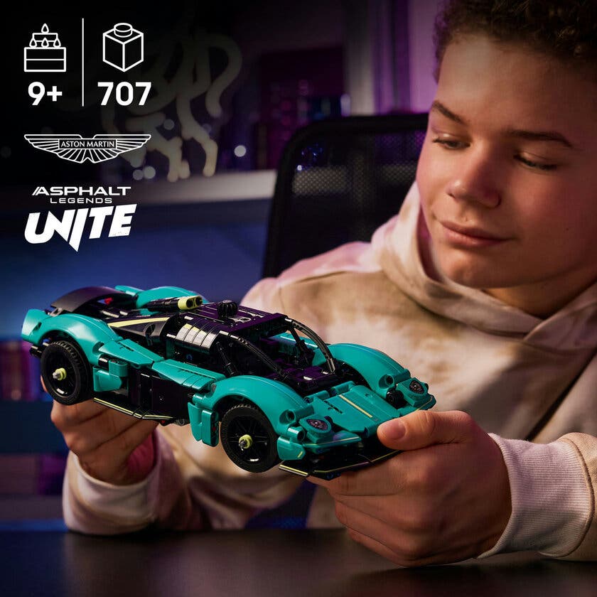 LEGO Technic 42208, Aston Martin Valkyrie
