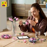 LEGO® Botanicals Bukett med rosa rosor, Dekorativa blommor 10374