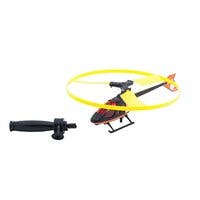 Flygande helikopter med dragsnöre