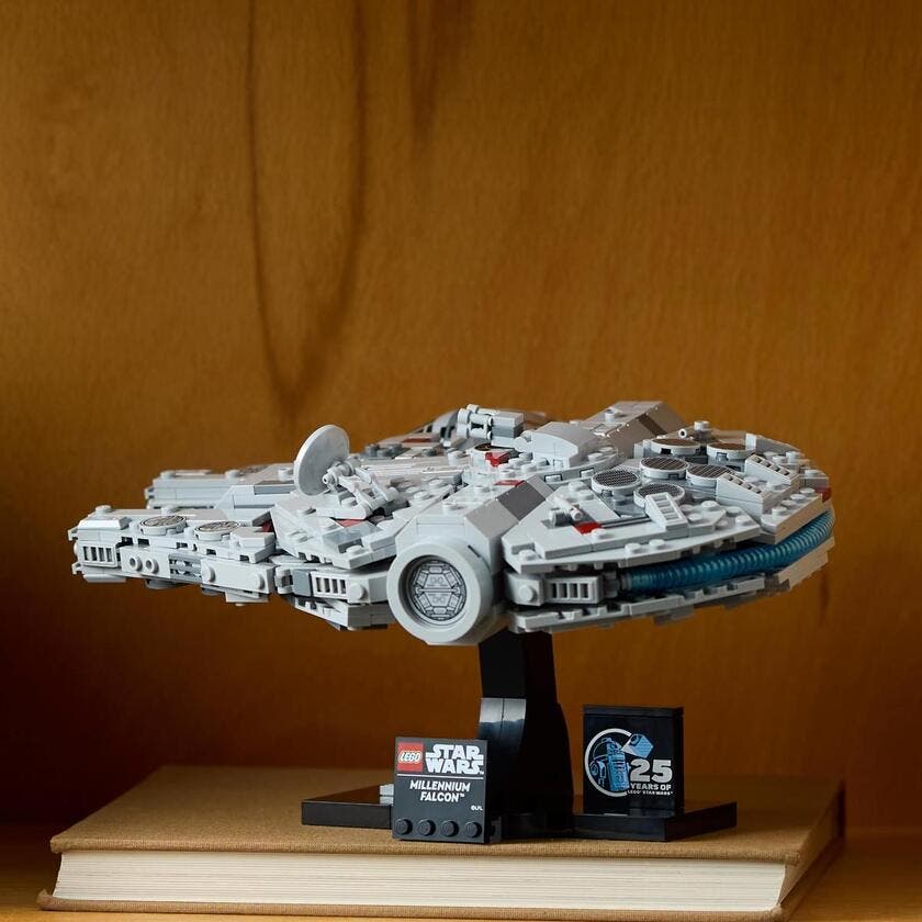 LEGO Star Wars 75375, Millennium Falcon