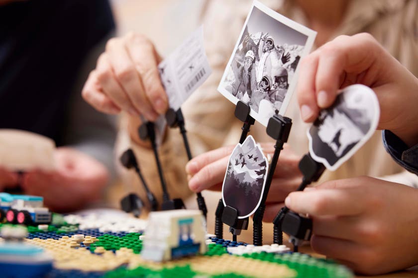 Reseminnen LEGO® Reseminnen Bygg- och lekset med världskarta 41838