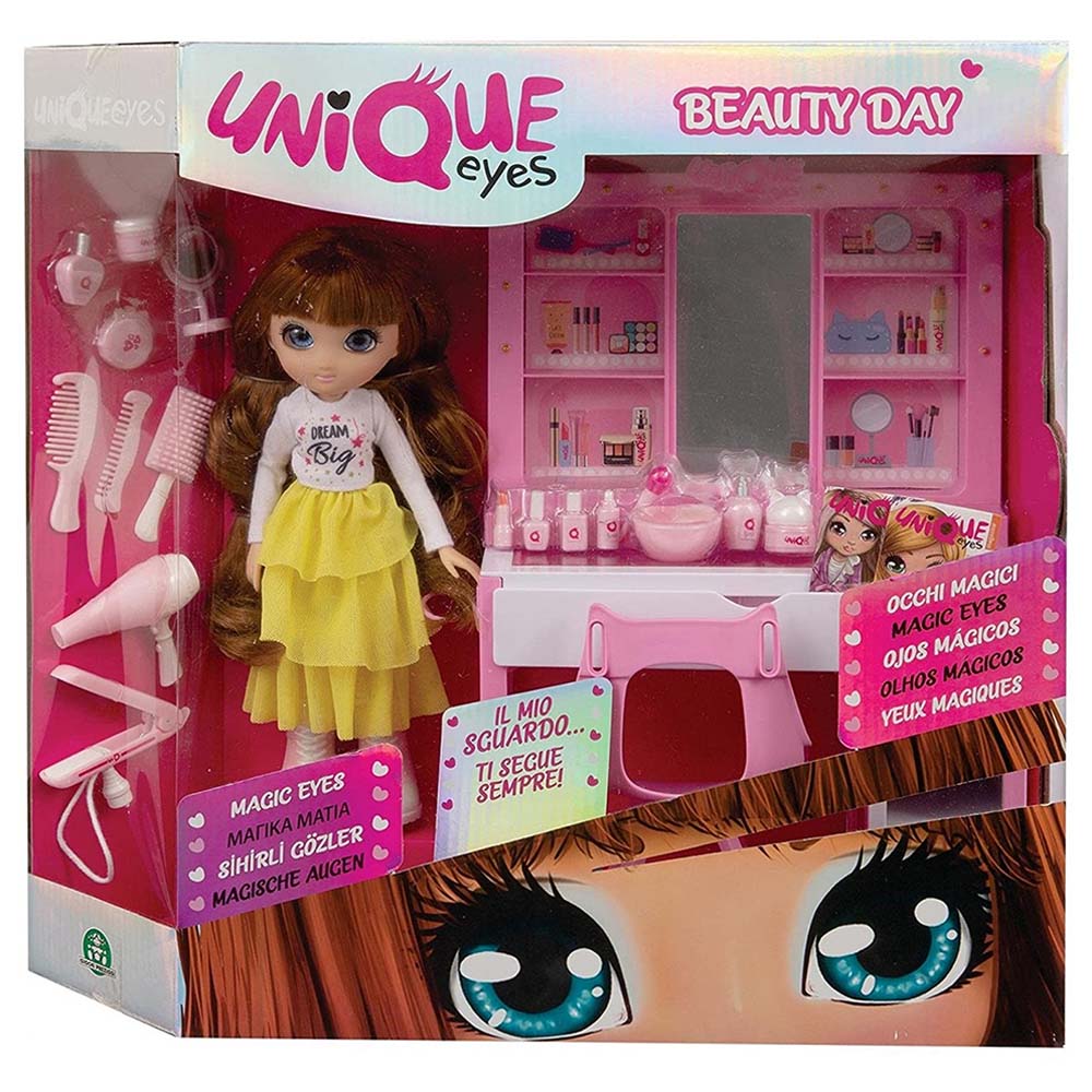 Unique Eyes Beauty Day