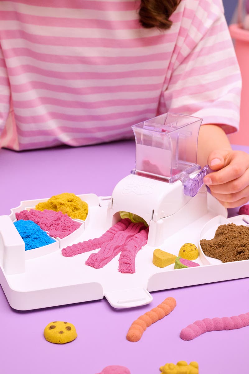 Kinetic Sand Sweet Station
