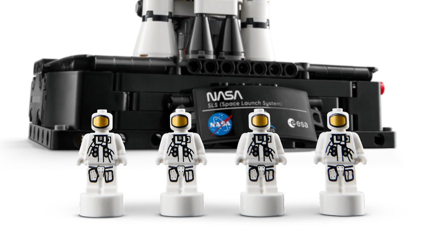 LEGO® Technic NASA Artemis Space Launch System raket 42221