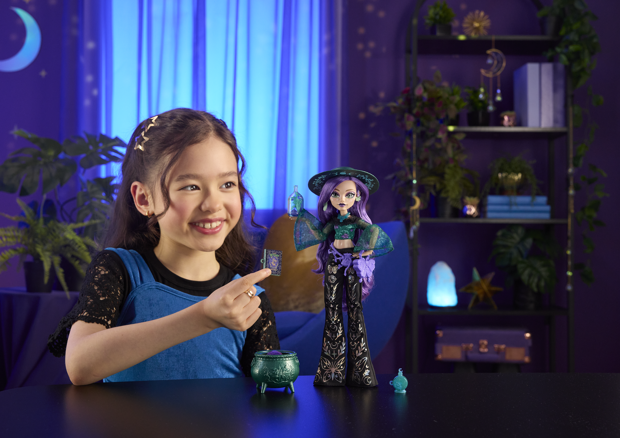 Monster High Willow Thorne Naturhäxa-docka med tillbehör