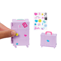 Barbie Limitless Adventure Malibu Modedocka med Resetillbehör